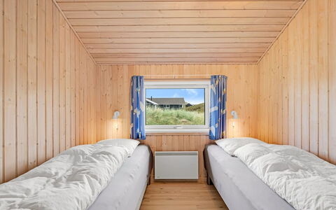 Zaga - from the Sea: Blauw, Hout, Slaapkamer, Bedding, Bed, Plank, Hardwood, Bed Frame, Laken, Beits
