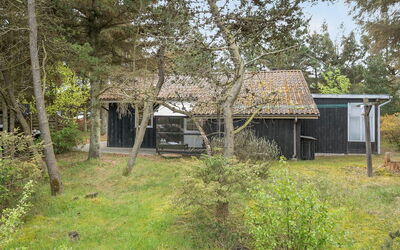 Hamund - 700M from the Sea