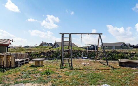 Henning - from the Sea: Lucht, Land Lot, Landelijk Gebied, Backyard, Werf, Schuur, Garden Gebouwen