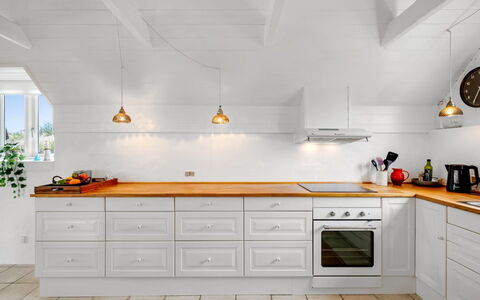 Annielle - from the Sea: Interieur Ontwerp, Flooring, Keuken, Hout, Plafond, Cabinetry, Countertop, Lichte Inrichting, Verdieping, Meubilair