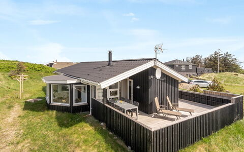 Gerlis - 75M from the Sea: Hout, Huis, Verblijf, Huis, Dak, Landelijk Gebied, Siding, Blokhut, Garden Gebouwen, Hardwood
