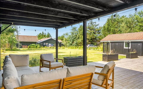 Ansfried - 900M from the Sea: Verblijf, Schuur, Hut, Boerderij, Prairie, Keet, Schuur, Blokhut, Garden Gebouwen