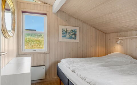 Nedelko - 250M from the Sea: Hout, Huis, Slaapkamer, Verblijf, Plafond, Bed, Bed Frame, Bedding, Hardwood, Laken