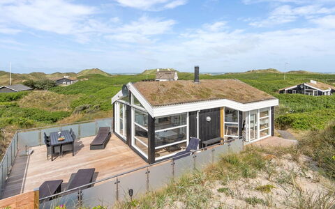 Swerting - 230M from the Sea: Huis, Verblijf, Veranda, Siding, Boerderij, Outdoor Structuur
