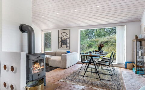 Kadife - 750M from the Sea: Meubilair, Flooring, Interieur Ontwerp, Hout, Verdieping, Woonkamer, Plafond, Bankstel, Houten Vloer, Huishoudapparatuur
