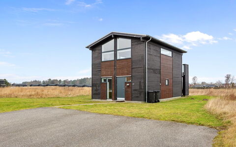 Gerniot - 500M from the Sea: Architectuur, Dak, Huis, Samengesteld Materiaal, Daylighting, Siding, Oprit