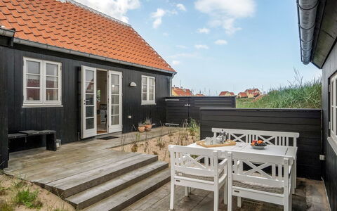 Armina - 75M from the Sea: Hout, Architectuur, Huis, Huis, Dak, Deur, Verblijf, Siding, Hardwood, Dek