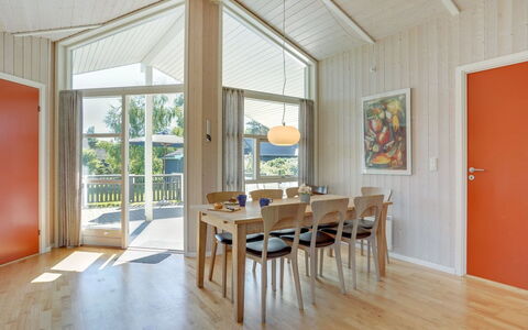 Karoliina - 900M from the Sea: Dak, Huis, Land Lot, Huis, Verblijf, Landgoed, Garden Gebouwen, Schaduw, Blokhut, Landscaping