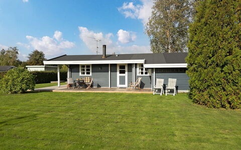 Rosabella - 600M from the Sea: Dak, Land Lot, Verblijf, Huis, Landelijk Gebied, Schuur, Siding, Garden Gebouwen, Blokhut, Hut