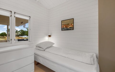 Heinke - 2Km from the Sea: Hout, Plafond, Deur, Hardwood, Plank, Beits, Siding, Slaapkamer, Ontwerp, Bed