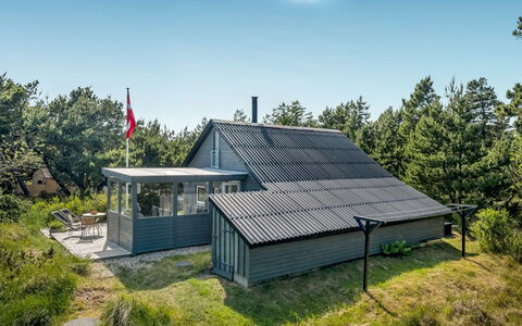 Eliene - 500M from the Sea: Plafond, Flooring, Interieur Ontwerp, Verdieping, Samengesteld Materiaal, Meubilair, Toevlucht, Hotel, Ontwerp, Daylighting
