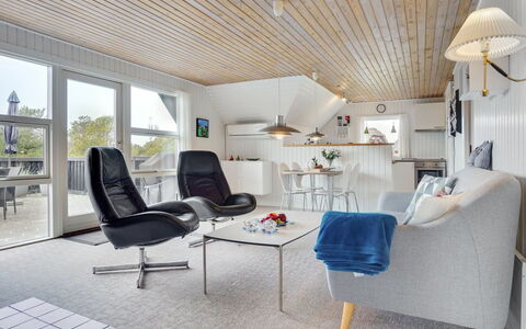 Vladan - 1.6Km from the Sea: Verblijf, Huis, Huis, Dak, Veranda, Landgoed, Siding, Garden Gebouwen, Boerderij, Werf