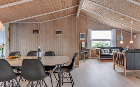 Mogens - from the Sea: Hout, Interieur Ontwerp, Plafond, Meubilair, Woonkamer, Kamer, Flooring, Lichte Inrichting, Keuken En Eettafel, Huis