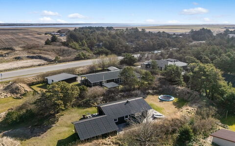 Gillis - 900M from the Sea: Dak, Huis, Huis, Plain, Landschap, Land Lot, Landelijk Gebied, Verblijf, Menselijke Nederzetting, Landgoed