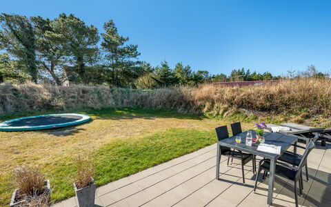 Gillis - 900M from the Sea: Land Lot, Tuin, Buitenmeubels, Landscaping, Schaduw, Gazon, Werf, Stoel, Gang, Backyard