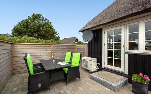 Ulva - 400M from the Sea: Architectuur, Dak, Huis, Samengesteld Materiaal, Daylighting, Siding, Oprit