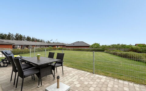 Ulva - 400M from the Sea: Architectuur, Dak, Huis, Samengesteld Materiaal, Daylighting, Siding, Oprit