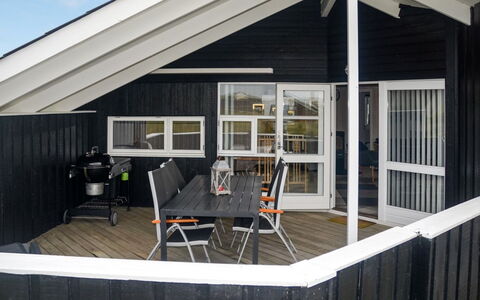 Durita - 600M to the Fjord: Dak, Land Lot, Verblijf, Huis, Landelijk Gebied, Schuur, Siding, Garden Gebouwen, Blokhut, Hut