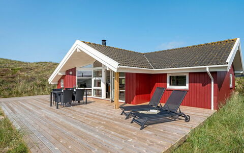 Emelie - 200M from the Sea: Architectuur, Dak, Huis, Samengesteld Materiaal, Daylighting, Siding, Oprit