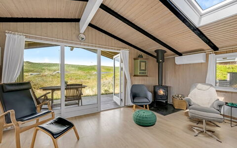 Friedel - 150M from the Sea: Interieur Ontwerp, Plafond, Verdieping, Flooring, Huis, Meubilair, Kamer, Woonkamer, Houten Vloer, Verblijf