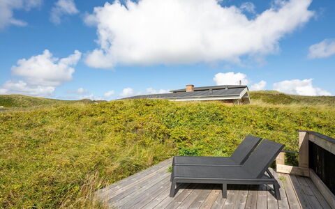Friedel - 150M from the Sea: Dak, Land Lot, Verblijf, Huis, Landelijk Gebied, Schuur, Siding, Garden Gebouwen, Blokhut, Hut