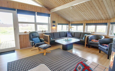 Suend - from the Sea: Huis, Dak, Huis, Verblijf, Schuur, Garden Gebouwen, Siding, Werf, Blokhut, Hut
