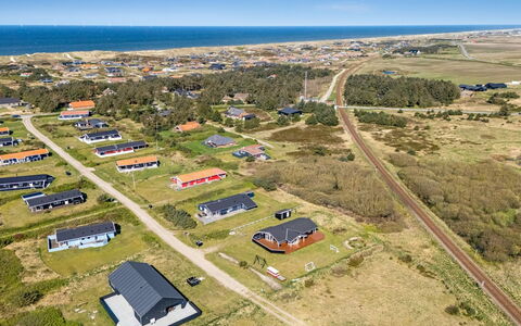Floriana - 650M from the Sea: Dak, Land Lot, Verblijf, Huis, Landelijk Gebied, Schuur, Siding, Garden Gebouwen, Blokhut, Hut