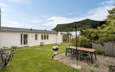 Vilja - 150M from the Sea
