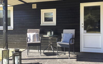 Bylgja - 1.7Km from the Sea