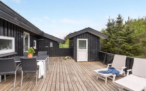 Birette - 1.5Km from the Sea: Hout, Houten Vloer, Architectuur, Hardwood, Huis, Plank, Huis, Dek, Veranda, Deur