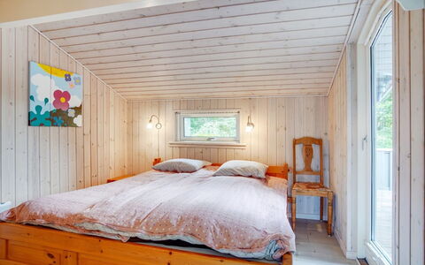 Ønder - 800M from the Sea: Interieur Ontwerp, Slaapkamer, Hout, Plafond, Flooring, Bed, Meubilair, Verdieping, Kamer, Laken