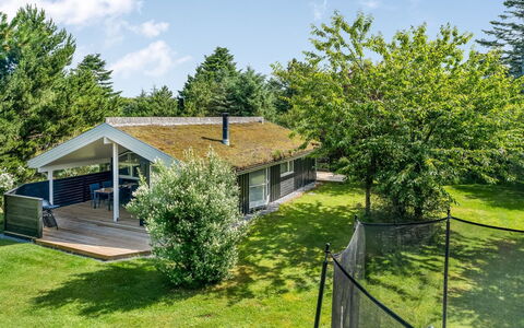 Barnet - 2.2Km from the Sea: Thatching, Verblijf, Huis, Dak, Huis, Boerderij, Hut, Landgoed, Dorp