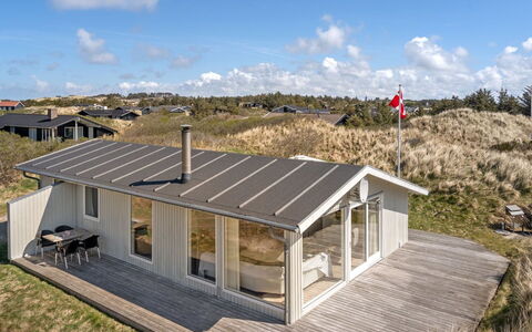 Asser - 400M from the Sea: Hout, Huis, Veranda, Dek, Hardwood, Dak, Beits, Houten Vloer, Eco Hotel