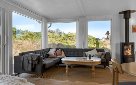 Asser - 400M from the Sea: Hout, Huis, Veranda, Dek, Hardwood, Dak, Beits, Houten Vloer, Eco Hotel