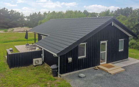 Holke - 600M from the Sea: Woongebied, Dak, Voorstad, Oprit, Landgoed, Schoorsteen