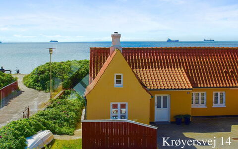 Ingwald - 50M from the Sea: Woongebied, Dak, Voorstad, Oprit, Landgoed, Schoorsteen