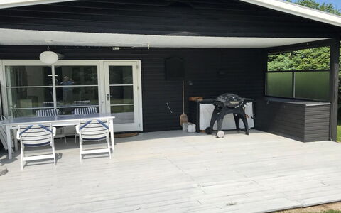 Henryk - 500M from the Sea: Dak, Land Lot, Verblijf, Huis, Landelijk Gebied, Schuur, Siding, Garden Gebouwen, Blokhut, Hut