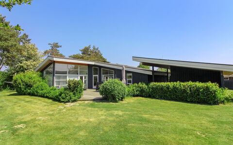 Elicia - 950M from the Sea: Gras, Struik, Huis, Woongebied, Land Lot, Gazon, Groundcover, Landgoed, Tuin