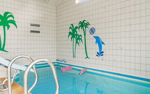 Hallveig - 1.1Km from the Sea: Samengesteld Materiaal, Zwembad, Recreatiecentrum, Tegel, Hotel, Toevlucht