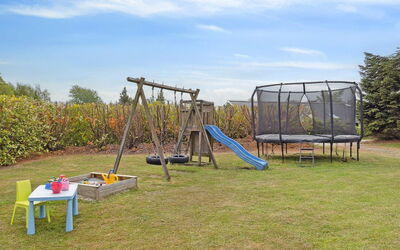 Hallveig - 1.1Km from the Sea