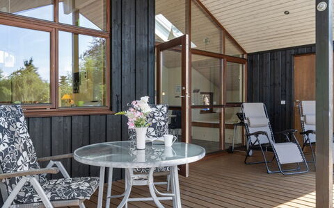 Biaver - 350M from the Sea: Dak, Land Lot, Verblijf, Huis, Landelijk Gebied, Schuur, Siding, Garden Gebouwen, Blokhut, Hut