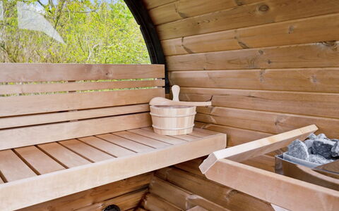 Hasten - 600M from the Sea: Dak, Huis, Huis, Verblijf, Siding, Landgoed, Oprit, Garden Gebouwen, Werf, Schuur
