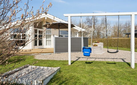 Tjakko - 900M from the Sea: Dak, Land Lot, Verblijf, Huis, Landelijk Gebied, Schuur, Siding, Garden Gebouwen, Blokhut, Hut