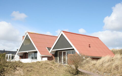 Sys - 500M from the Sea: Thatching, Verblijf, Huis, Dak, Huis, Boerderij, Hut, Landgoed, Dorp
