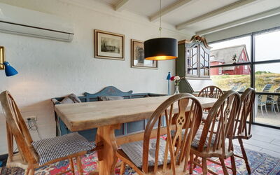 Anselmi - 450M from the Sea