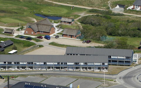 Ronia - 100M from the Sea: Land Lot, Voorstad, Rust Gebied
