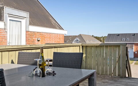 Iohannes - 2.3Km from the Sea: Dak, Land Lot, Verblijf, Huis, Landelijk Gebied, Schuur, Siding, Garden Gebouwen, Blokhut, Hut