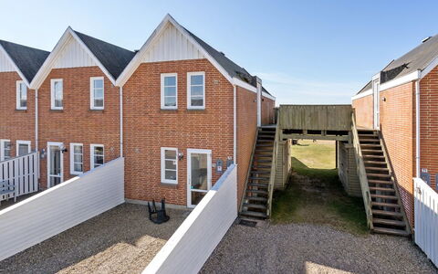 Iohannes - 2.3Km from the Sea: Dak, Land Lot, Verblijf, Huis, Landelijk Gebied, Schuur, Siding, Garden Gebouwen, Blokhut, Hut