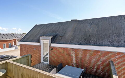 Iohannes - 2.3Km from the Sea: Dak, Land Lot, Verblijf, Huis, Landelijk Gebied, Schuur, Siding, Garden Gebouwen, Blokhut, Hut