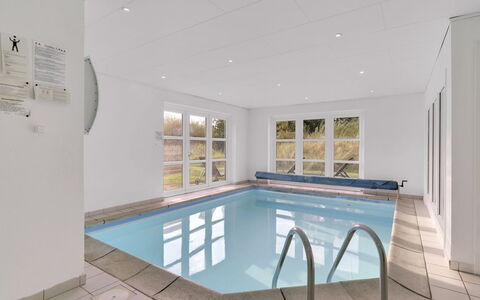 Henrike - 3.3Km from the Sea: Appartement, Schaduw, Balkon, Stoel, Hek, Buitenmeubels, Aluminium, Kunstgras